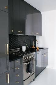 Black And Grey Kitchen Decor Kitchen Hardware Trends Drawer Handles Hardwarejewelry Kitchendecor Drawerhandles Kitchen Design Small Kitchen Remodel Small Contemporary Kitchen