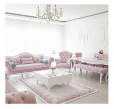 Beyaz renk ürünlerin temizliği zor diyenler biraz daha yumuşatarak krem renklere bakmaya devam ediyorlar. Pudra Koltuklara Ne Renk Hali Dekorblog