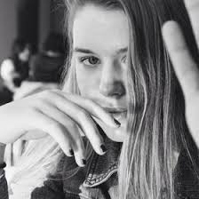 grace whitfield (gracewhitfield)