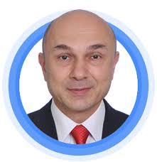 D-ro Ali Zirh Medicina Onkologo Ĉefa Konsultisto en Turkio.