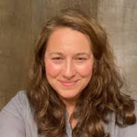 Doreen Beinart's Instagram, Twitter & Facebook