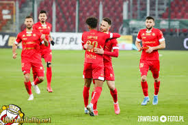 Widzew i radomiak walczyły w tamtym sezonie o awans do 1. 1i1kcrf99jdaam