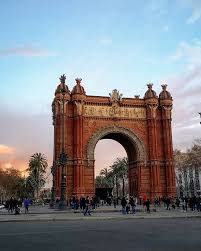 T R I U M F Petit Retour Sur La Pointe Des Pieds Semaines Dabsence Ici Quand Mme Avec Un Chouette Weekend Barcelone Que Vous Avez Cert San Instagram Big Ben