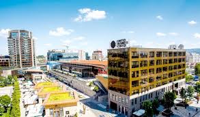 Apartment palas mall studios is situated on strada zimbrului nr.17a in iaşi in 1.6 km from the centre. Ce Program Va Avea Palas Mall De SÄƒrbÄƒtori