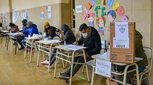 Se comenzaron a difundir los primeros resultados oficiales de la elección en jujuy.los mismos, muestran a los frentes oficialistas que respaldan al gobernador radical gerardo morales ganando por amplio margen en las elecciones legislativas provinciales. Ivtywjds4imq M