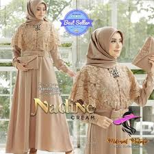 Gamis tille / puring syahrini · gamis brukat swan kebaya tile maxy dress busui wanita muslim brokat moscrepe · gamis tulle kerah shanghai tali . Inspiratif Cek 35 Inspirasi Kebaya Modern Untuk Wanita Berhijab Updated 2021 Bukareview