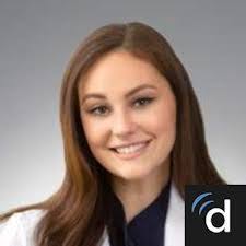 Emma Souza's Instagram, Twitter & Facebook