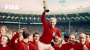 Minute geoff hurst aus kurzer distanz auf das deutsche tor und traf die unterkante der latte. 1966 World Cup Final England 4 2 Germany Youtube