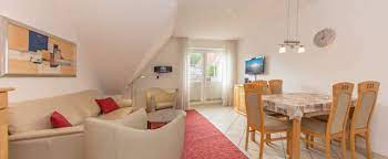 blick in den offenen wohn und essbereich ferienwohnung timmendorf ferienwohnung timmendorfer strand wohnung