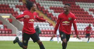 Burnley vs manchester united with mark goldbridge live. Aston Villa 4 1 Manchester United U23s Highlights Mejbri Impresses In 10 Man United S First Defeat Manchester Evening News