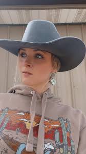 Just a titch. #western #phyco #viral #westernfashion