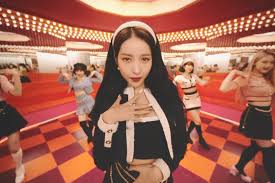 #gfriend mago 8pm kst #74 bugs +3 #157 genie +18. Gfriend Mago Who S Who K Pop Database Dbkpop Com