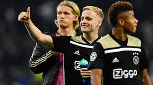 2 robin pröpper (dc) heracles 6.4. Heracles Vs Ajax Dua Kekalahan Beruntun Pewaris Total Football Bola Tempo Co