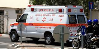 ניסיון פיגוע התרחש הבוקר (רביעי) בצומת תפוח שבשומרון כאשר חייל ושוטר נפצעו באורח קל על ידי מכונית שפגעה ברכבם ופצעה אותם באורח קל. ×¤×™×'×•×¢ ×'×©×•×ž×¨×•×Ÿ ×ž×—×'×œ ×¨×¦×— ×™×©×¨××œ×™ ×'×¦×•×ž×ª ×ª×¤×•×— ×›×œ×›×œ×™×¡×˜