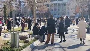 Ισχυρός σεισμός, μεγέθους 6 βαθμών της κλίμακας ρίχτερ αναστάτωσε την ευρύτερη περιοχή της θεσσαλίας, λίγο μετά ο πρώτος σεισμός, έγινε αισθητός από την αττική μέχρι και την θεσσαλονίκη. 8avexuaghupppm