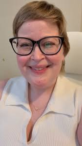 Emma Luttrell's Instagram, Twitter & Facebook