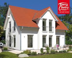 A townhouse, townhome, town house, or town home, is a type of terraced housing. Gebaute Town Country Hauser