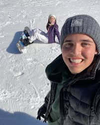 cold hands, warm heart💗❄️