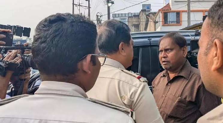 West Bengal Assembly By-Elections: AJUP Chief Humayun Kabir Detained in Rejinagar Amid Reports of Polling Disputes in Nandigram