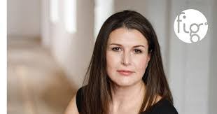 Sally Saxton's Instagram, Twitter & Facebook