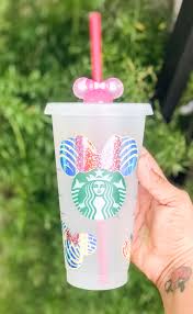 Minnie Conchas Tumbler Starbucks Cold Cup Starbucks Cup Etsy In 2021 Starbucks Cups Custom Cups Diy Cups