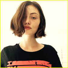 Cutting #hair #bobcut #vlog hi guys today again i'm cutting her hair watch the full video to know more. Phoebe Tonkin Drastically Cut Her Hair It Looks Amazing Beauty Phoebe Tonkin Just Jared Jr