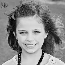 Kristen Briggs's Instagram, Twitter & Facebook