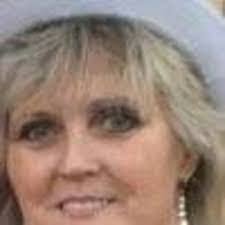 Danielle Benning's Instagram, Twitter & Facebook