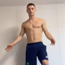 In 2019, he became the first irish gymnast t. Irish Gymnast Debunks Those Anti Sex Beds At The Tokyo Olympics E Online Deutschland