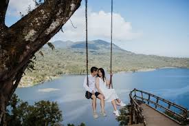 Mungkin ini adalah salah satu alasan mengingat bahwa banyak wanita yang memiliki jilbab dan jilbab juga merupakan tren mode saat ini. 30 Foto Tempat Prewedding Di Bali Yang Romantis