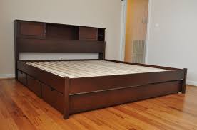 Dieses bett begann als einbett (54), das die größte größe war, die um die jahrhundertwende hergestellt wurde und auf 77,5 breit. Konig Mobel Betten Amerikanischen King Size Bett Himmelbett King Size Betten Fur Verkauf Onlin Bettrahmen Mit Schubladen Kopfteil Bett Plattform Bett Lagerung