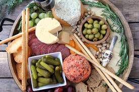 How to put together a charcuterie board. How To Assemble A Charcuterie Board Bitz Giggles