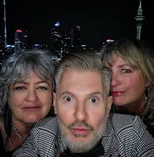 Lockdown aging #ɢᴇᴛᴠᴀᴄᴄɪɴᴀᴛᴇᴅ #auckland #aucklandcbd #newzealand #wegotthis  #90% #selfie #lookslikeafilter #itsnot #theowner #instagay