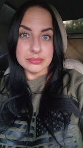 Hi all! I just wanted to introduce myself and share my eyes! Is this  considered to be heterochromia? Or just blue? And would you agree that they  have limbal rings?