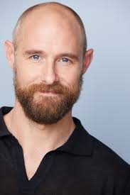 Runnin' (Short 2019)