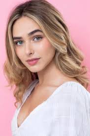 Please stop the Johnny and Holly thing It's ridiculous