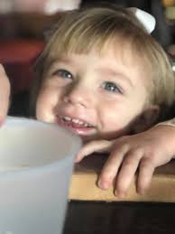 Anyone here watch Barb from the Shabby Tree? Who are her sisters and what  fb group do they do?