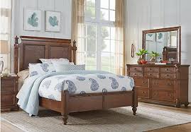 Cayman Islands Brown 7 Pc Queen Bedroom Bedroom Sets Dark Wood King Size Bedroom Furniture Sets King Bedroom Sets White Furniture Bedroom Modern