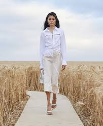 Ss21 Simon Porte Jacquemus In 2020 Fashion Fashion Show Jacquemus