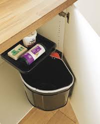 Rangement Cuisine Les 40 Meubles De Cuisine Pleins D Astuces Rangement Cuisine Astuce Rangement Meuble Cuisine