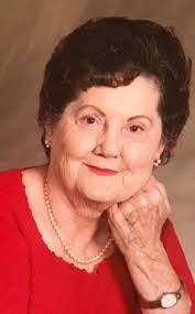 Clara Peters's Instagram, Twitter & Facebook