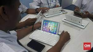 03 jan, 2017 4 komentar. Dukung Guru Belajar Coding Samsung Pasok 53 Tablet