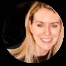 Joanne Hutton's Instagram, Twitter & Facebook