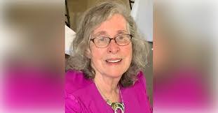 Donna Swink's Instagram, Twitter & Facebook