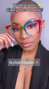 The magic we can do with shapes and shades. (📷 IG@karessthestylist )  Glasses:Liizbeett,Malcolm,Misty,Rhoden,Bueghly,Zephyr (red),Zephyr  (green),Milian. 𝙢𝙪𝙡𝙩𝙞𝙛𝙪𝙣𝙘𝙩𝙞𝙤𝙣𝙖𝙡 𝙡𝙚𝙣𝙨𝙚𝙨  𝙖𝙫𝙖𝙞𝙡𝙖𝙗𝙡𝙚 #zeelool ...