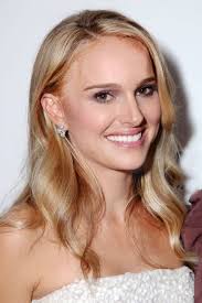 22 Blonde Ideas For Every Hair Texture Brunette To Blonde Hair Styles Blonde Hair