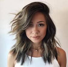 50 Gorgeous Medium-Length Haircuts for 2025