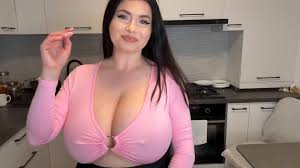 @BustyEmas video Tweet