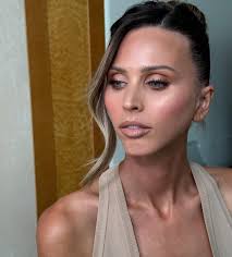 glamouronthegrid w @britselwood_ 🫶🏼 soft mattes and bronzey skin  #melbournemakeupartist