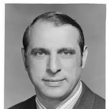 Edward Bobinski's Instagram, Twitter & Facebook